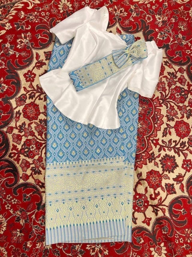 blue fitted dress Blue Floral Short Sleeve Midi Dress - All Dresses